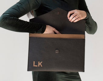 Vegan leather laptop sleeve, Washable paper computer pouch, Personalized laptop case, Black Macbook Sleeve, Personalized Gift