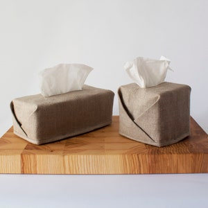 Tissue box cover, Handmade linen tissue holder image 1