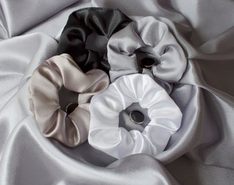 Zestaw gumek do włosów z satyny: Jumbo Silk Tie, akcesorium zapobiegające puszeniu się włosów