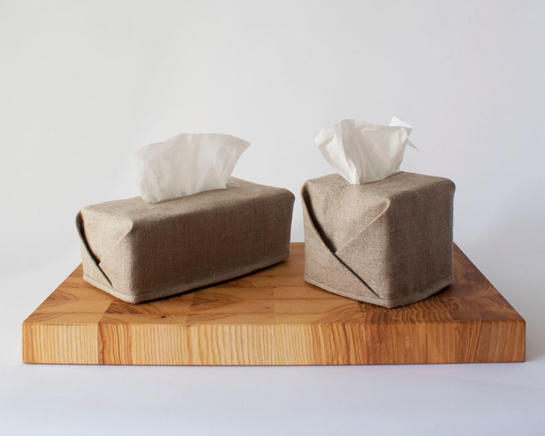 Tissue box cover, Handmade linen tissue holder image 1