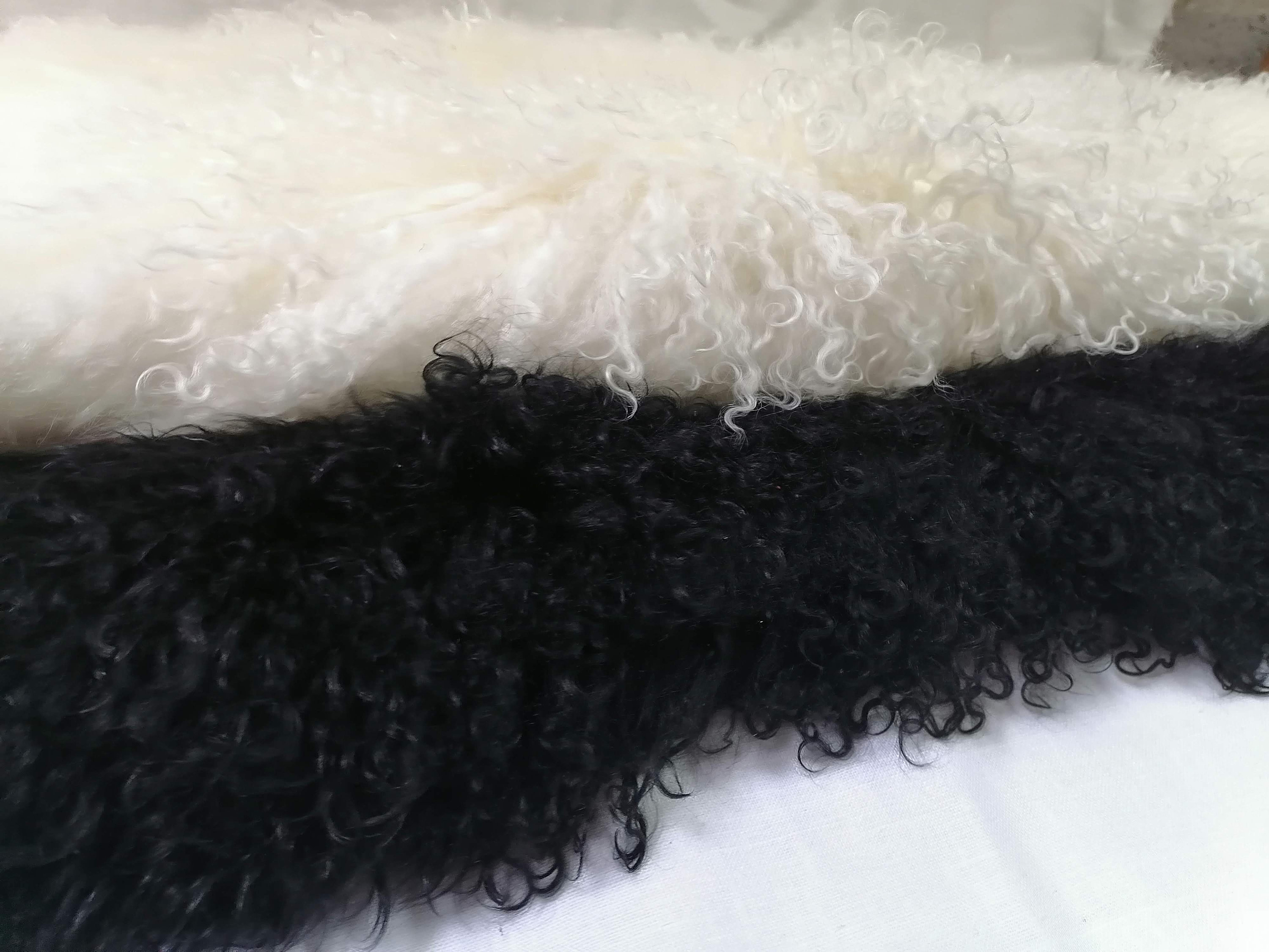 Peau de Mouton Du Tibet , Napette 1.20M X 0.60 M