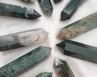 Moss Agate Crystal Tower, 8-9cm Healing Crystal Point, Spiritual Nature Gifts, Witchy Decor