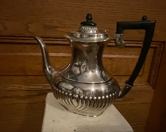 Reduced CHELTENHAM & Co Ltd, Sheffield England, Silver Plate Coffee Pot EPNS #02016