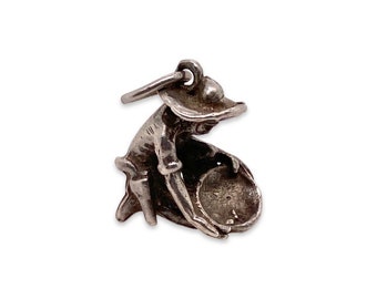 Gold Panning Man Silver Charm Pendant / Solid Sterling 925 / Vintage Silver Man Panning for Gold Pendant / Tiny Charm / Small Pendant