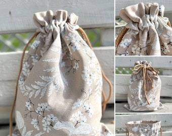 Sandy white flowers cotton drawstring travel bag, Floral travel bag for socks and underwear, bag for cosmetics and other things, gift bag