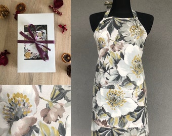 Floral grey full kitchen apron for woman with flowers patterns. Cooking apron with pockets. Gift for mom