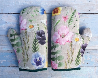 Farmhouse floral oven mitt. Soft oven glove. Summer flowers baking glove. Oven mitten. Kitchen gloves. Housewarming gift. Pansy oven mitts