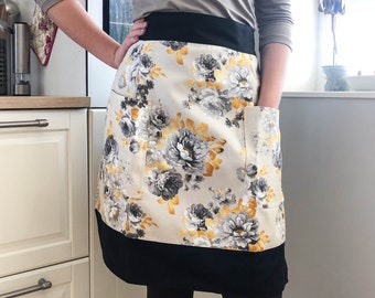 Black/yellow roses half apron for women, floral apron, woman apron with pockets. Farmhouse kitchen apron. Gift for mom. Mothers day gift