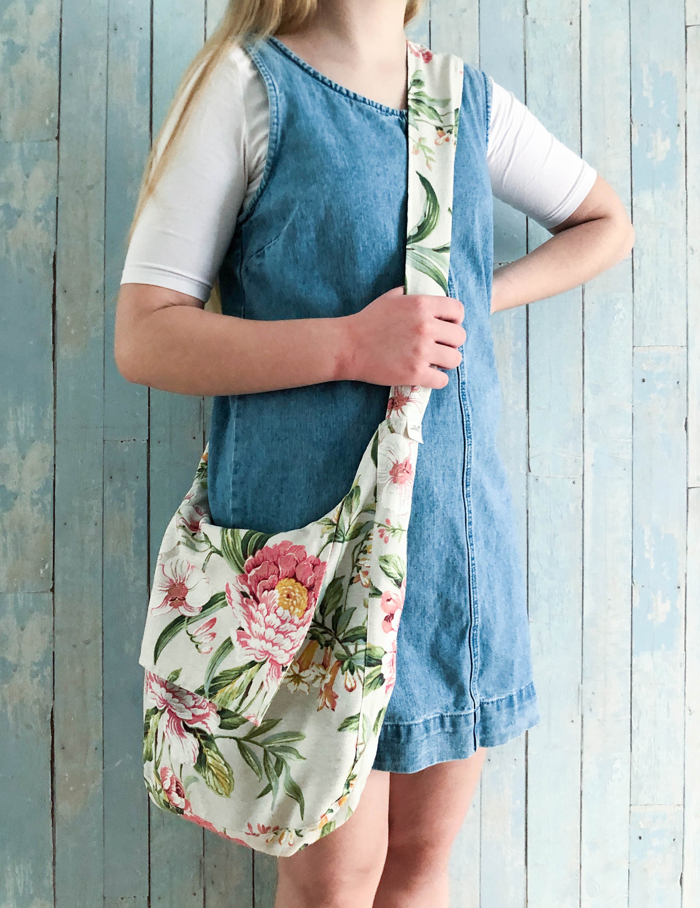 Handmade floral hobo crossbody bag. Fabric shoulder bag. Pink Etsy