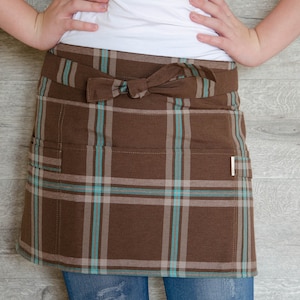 Garden apron, brown gardening apron with pockets, half apron, apron for woman