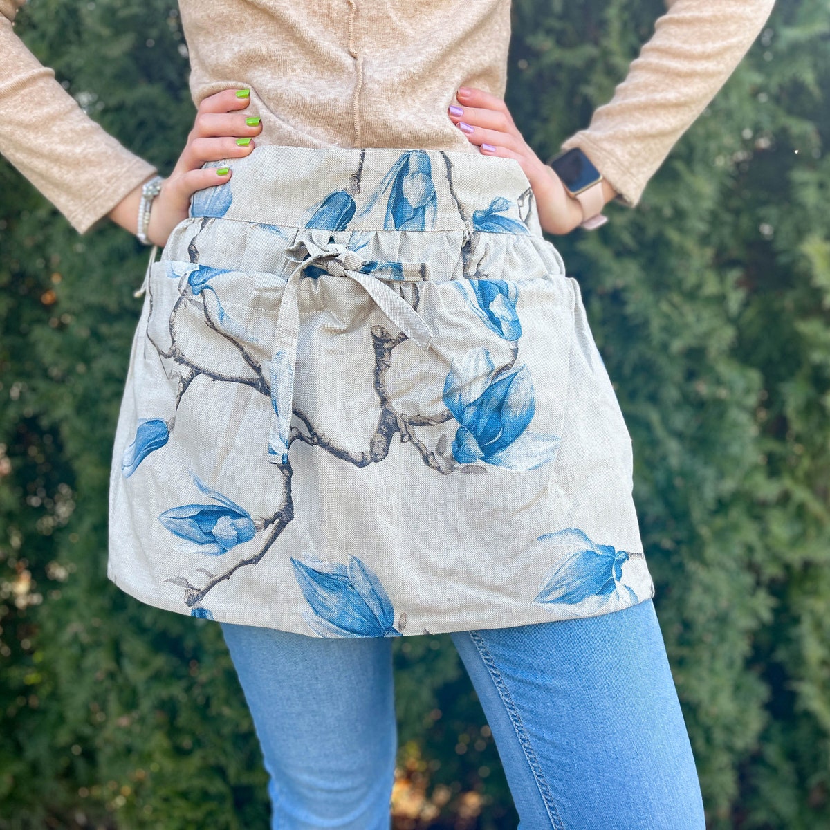 Gathering Apron With Tie Closure. Magnolia Print Garden Apron. Harvest Apron. Gardening Apron With Large Pocket. Gift for Gardener - Etsy