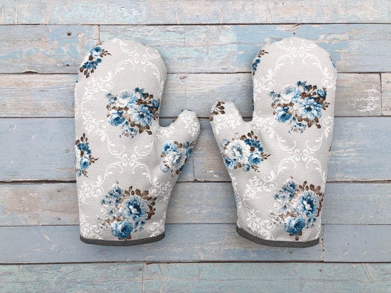 Blue Rose Oven Mitt Set