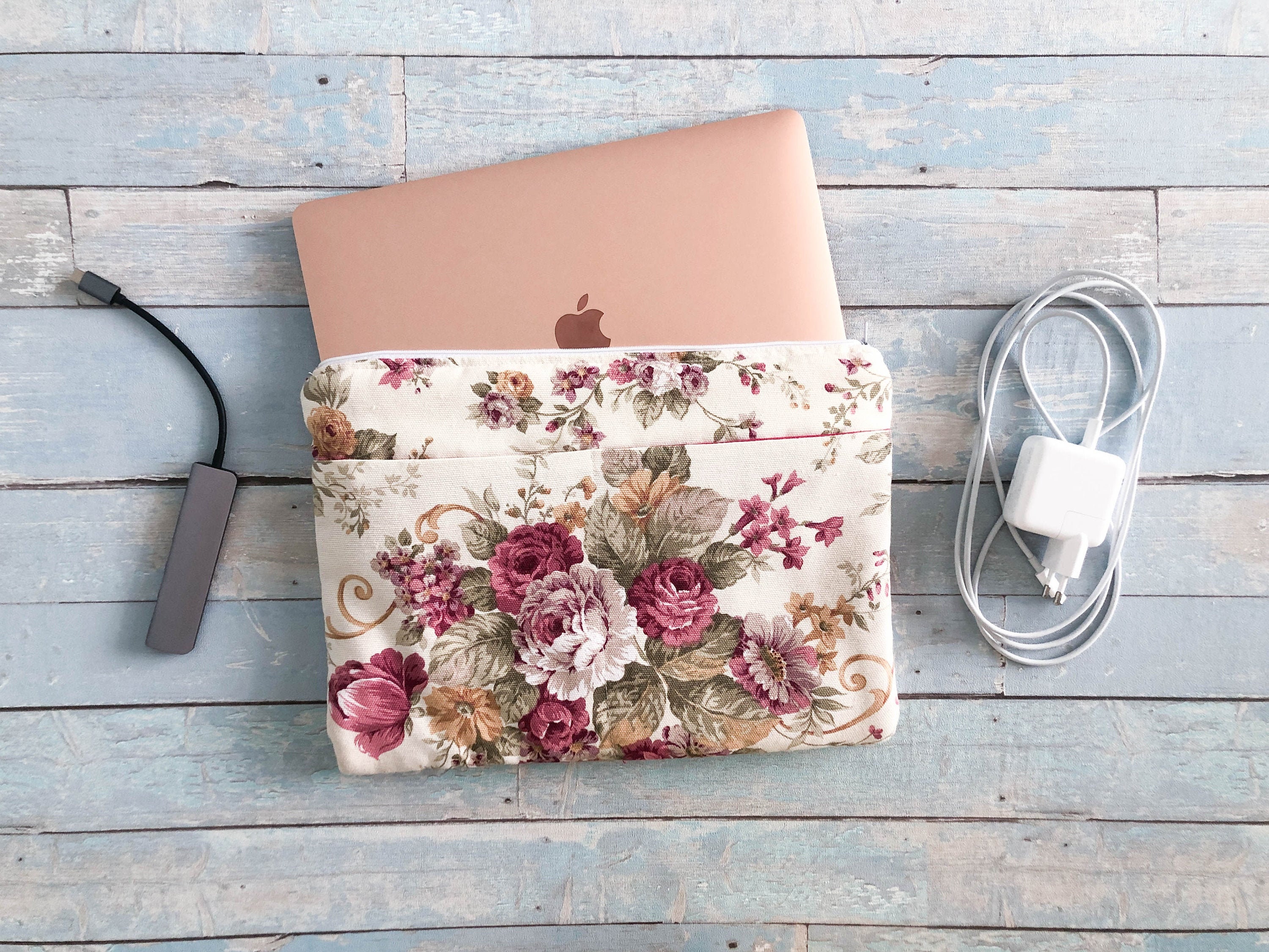 Roses Fabric Laptop Case. Floral Laptop Bag for MacBook Air 13 