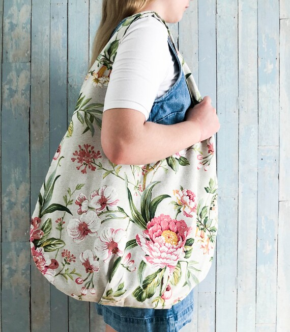 Handmade Floral Hobo Beach Bag. Large Fabric Hobo Handbag. Pink
