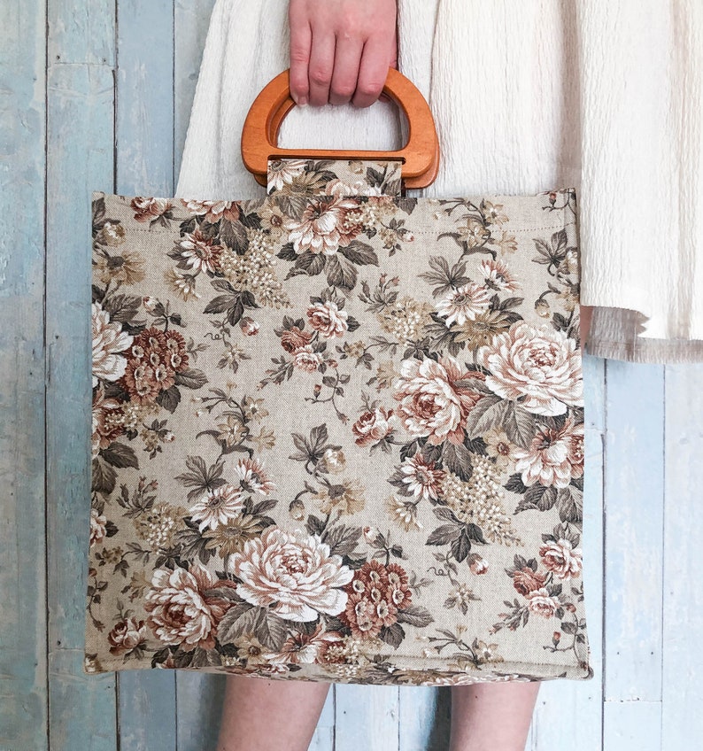 Brown Roses print market bag. Handmade shopping bag. Floral tote bag. Summer bag. Wooden handles bag for shopping. Gift for mom image 2