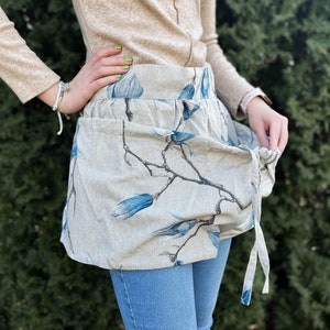 Gathering Apron with Tie Closure. Magnolia print garden apron. Harvest Apron. Gardening apron with large pocket. Gift for gardener