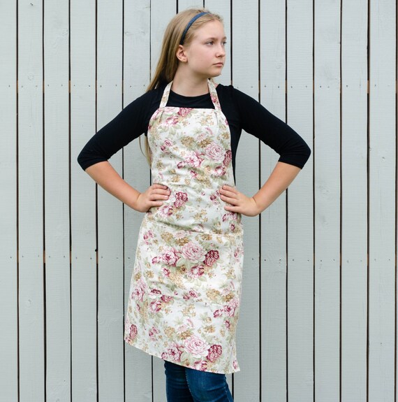 blush pink and roses cotton Handmade unique apron 2 pockets