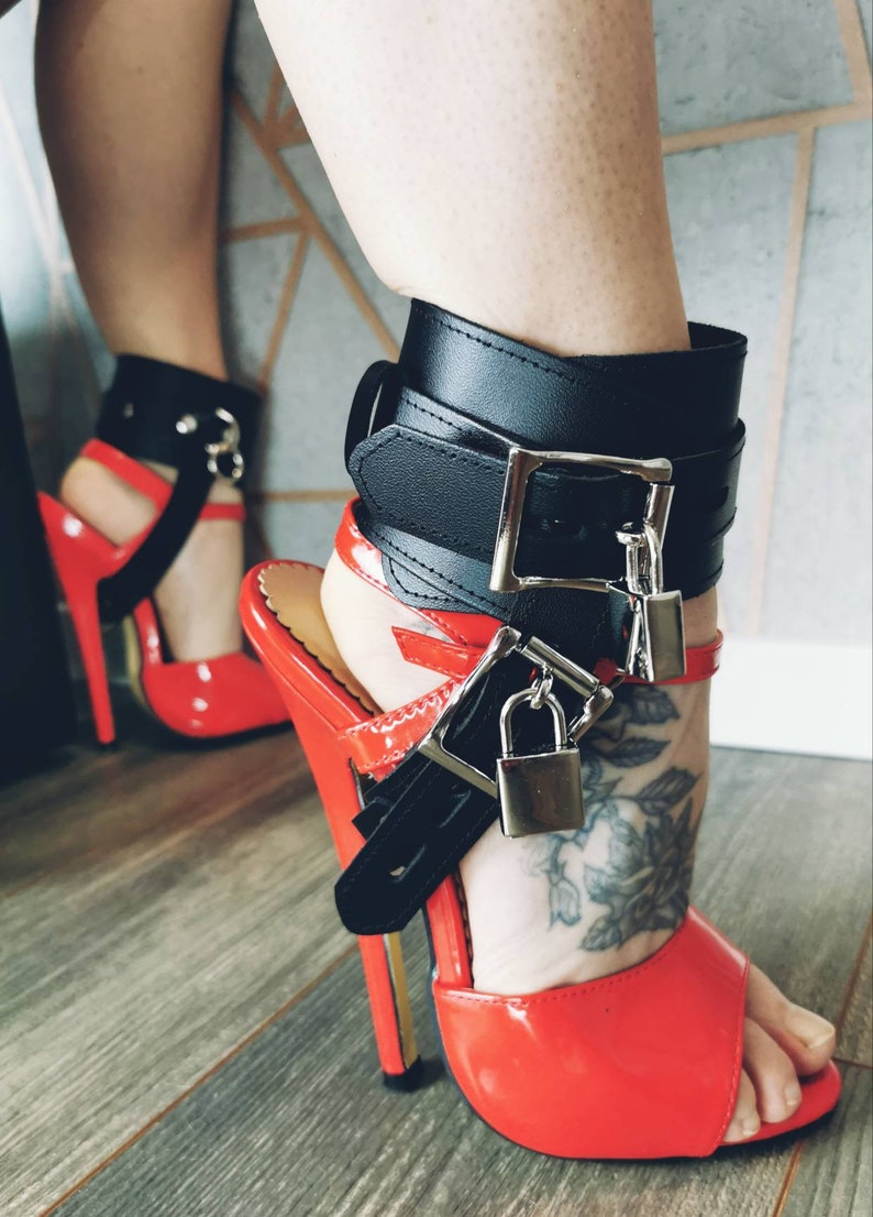 locking high heels