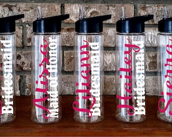 Personalized Flip Top Water Bottle Wedding Bride Bridal Party Favor Gift Shower Bridesmaid Maid of Honor Cups Bottle Bachelorette