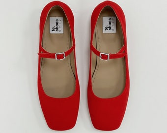 Red shoes, Mary Jane flat shoes women, Women dress shoes, Mod shoes, Flat shoes for women, Ballet flats, Vintage style shoes, Custom shoes