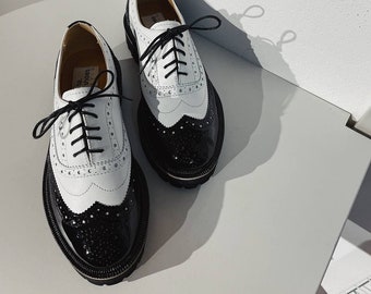 Women oxford shoes, Oxford shoes, Oxford shoe woman, Chunky shoes, Black and white shoe, Oxford & tie shoe