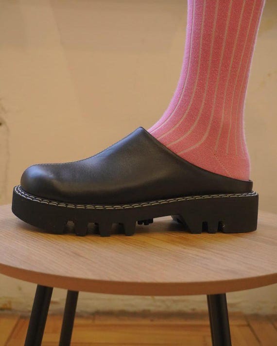 Black Genuine Leather Clogs Slippers Women, Custom Made  display picture 2