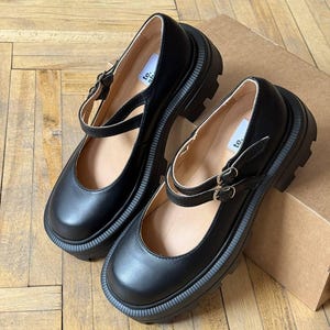Black leather custom Mary Janes shoes, vintage mary janes, classic platform mary janes, handmade dress shoes, black leather shoes