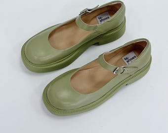 Vegan eco friendly leather shoes, Mary Jane shoes woman, Vegan platform shoes, Custom made shoes, Retro shoes, Closed toe shoes