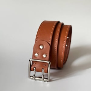 Cognac Brown real leather unisex belt with metal buckle and double holes, designer casual leather belt gift, wide red belt massive buckle