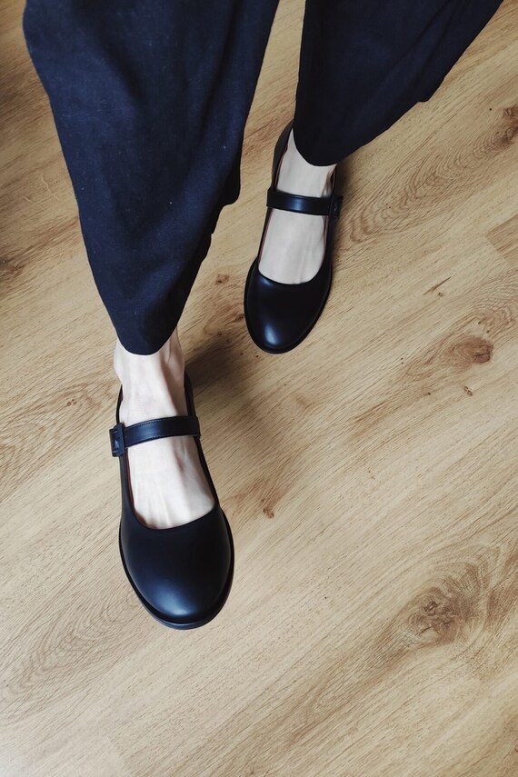Lightweight mary jane shoes Clearance
