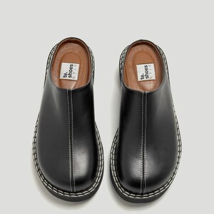 Black genuine leather clogs slippers women, custom made clogs, slip on shoes women, leather closed toe sandals,wide toe mules women
