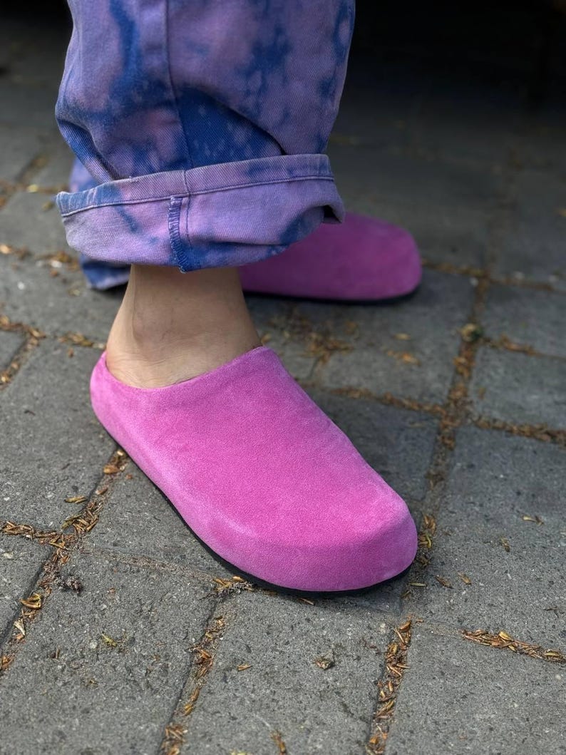 Pink leather slide in clogs women, wide toe leather slippers, platform slip on clogs, cute plush slippers, designer shoes