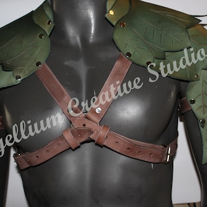 Elven shoulder guards, forrest ranger pauldrons, leaf pauldrons