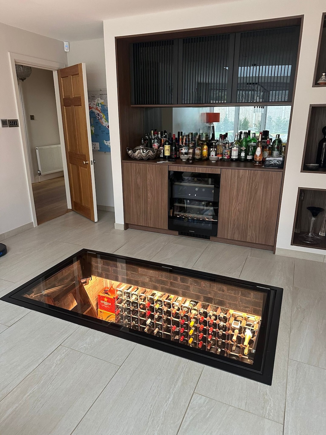 Electric Motorised Hinged Glass Floor Wine Cellar Display Unit Wine