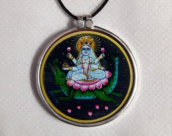 Handgjort Maa Ganga-hänge i sterlingsilver: Fototryck av hinduisk gudinna