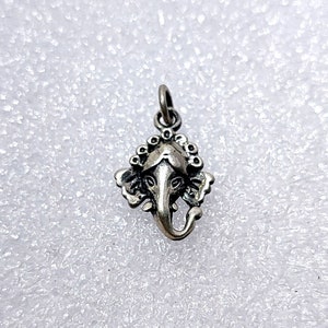 Handmade 92.5 Stamp Sterling Silver Hammered Hindu God Ganesha Beautiful Tribal Pendant, Ganesha Idol Charm Pendant.