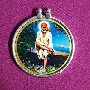 Handmade Glass Framed 92.5 Sterling Silver God  Sab Kaa Malik Ek Sai Baba of Shirdi Beautiful Photo Print Pendant With Colour String