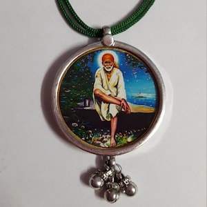 Handmade 92.5 Sterling Silver Glass Framed Hindu Deity Sab Ka Malik Ek Hai Sai Baba Photo Print Beautiful Bell Pendant With Colour String