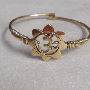 Handmade Solid Yellow Brass Hindu Deity God Shiva Shakti OM, Yoga OM, Meditation OM Flexible And Adjustable  Comfortable Bracelet Kada