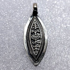 Handmade 92.5 Sterling Silver Pendant Rajasthan Tribal Pendant Banjara Pendant Artisan Pendant Leaf Floral Pendant