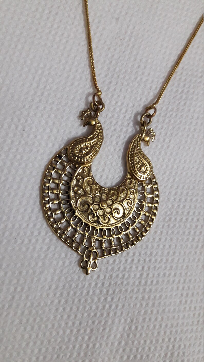 Handmade Solid Brass Beautiful Flower Of Life With Peacock Design Pendant With Chain And Colour String