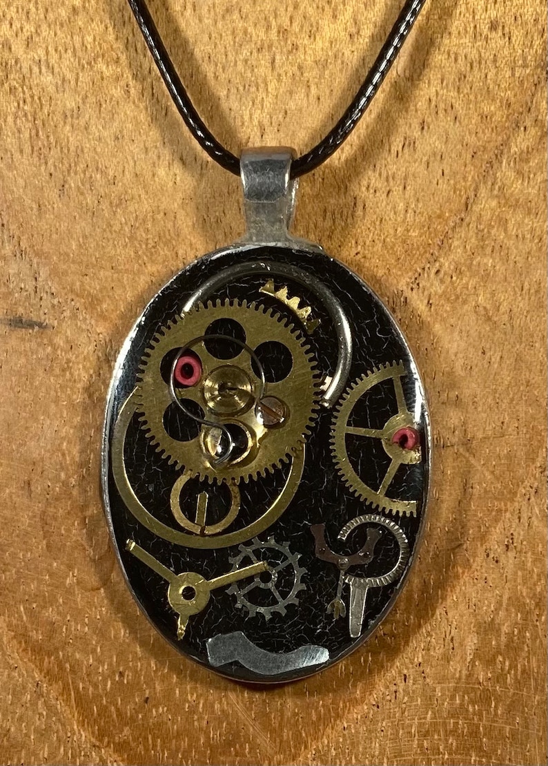 Pendentif steampunk epoxy image 1