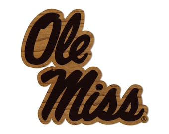 Imán con el logo de Ole Miss - Fabricado en madera de cerezo o arce.
