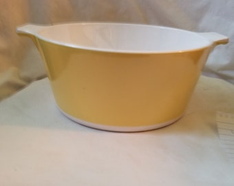Jahrgang Corning Ware B-1 3/4-B-Buffet-Server in gelb