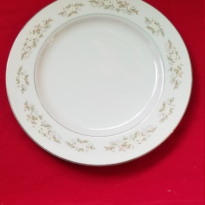 326 Plato de cena Springtime by International Silver Co