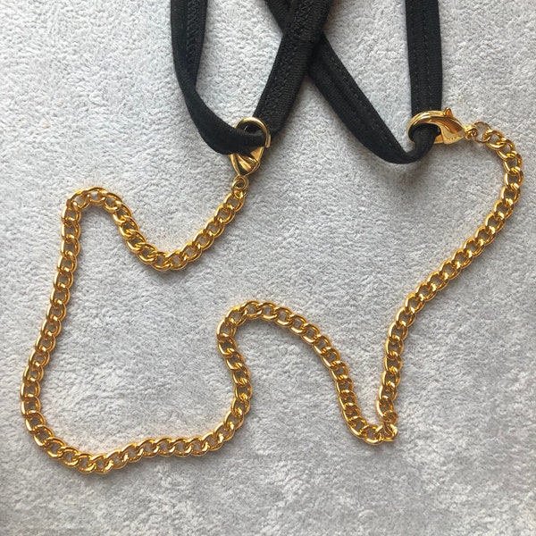 Chunky Gold Chain Mask Holder