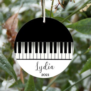 Personalized piano Christmas ornament, pianist gift, for musician, keyboard ornament, piano student gift, piano teacher gift, music teacher