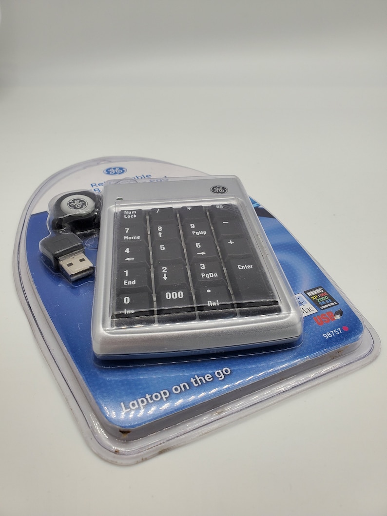 NEW GE 98757 Retractable USB Number Pad
