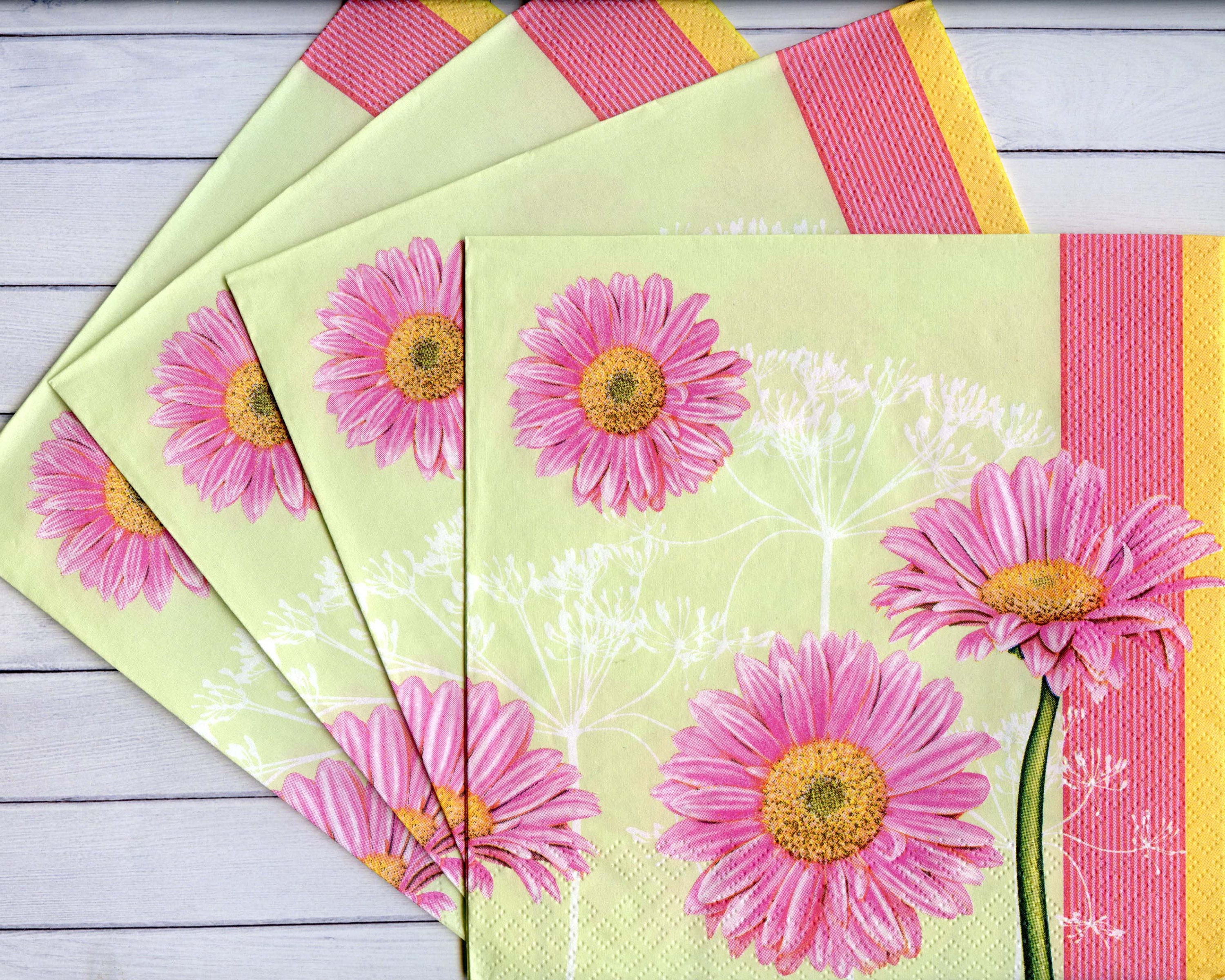 4 daisy decoupage napkins Pink daisy paper napkin for Etsy