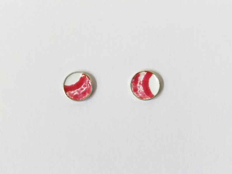 Patterned stud earrings in sterling silver and enamel